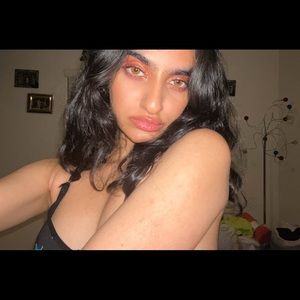 Meet your Posher, Nadia